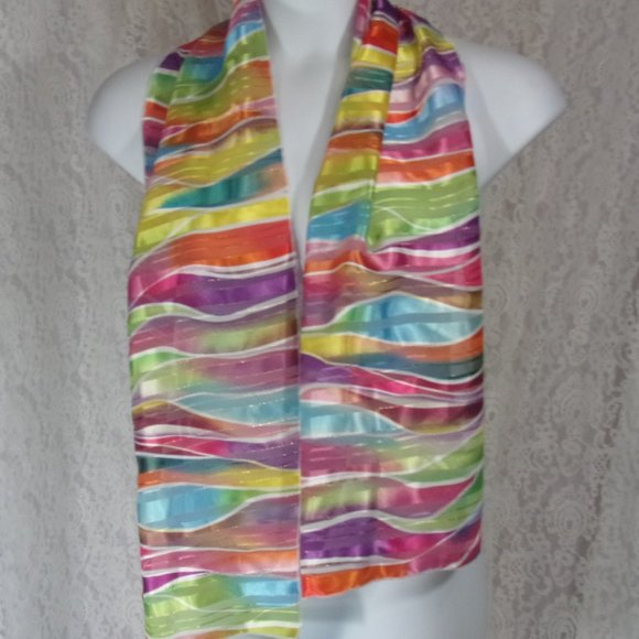 Oblong Silky Rainbow Scarf NWOT One Size - Picture 2 of 3